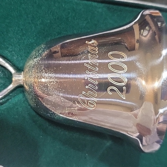 2000 Millennium year Reed and Barton Silver Christmas Bell - Picture 3 of 7